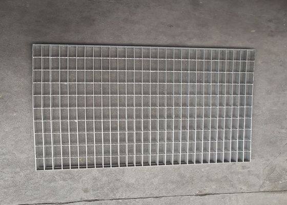گریتینگ استیل راهروی عابر پیاده مشبک گریتینگ گالوانیزه گرم غوطه ور