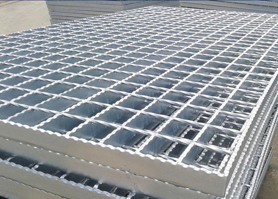 ضد Skid Q345 گریتینگ فولادی جوش داده شده با عرض 1250 میلی متر گالوانیزه گرم