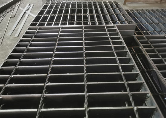 صفحه توری ضد کربن ضد کربن 65x5mm برای تخلیه استادیوم