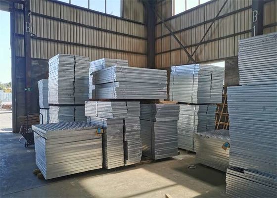 مصالح ساختمانی فلزی گریتینگ سنگین گالوانیزه 3 X 25 میلی متر