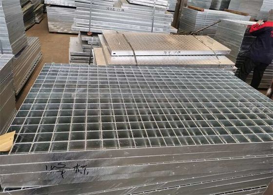 مصالح ساختمانی فلزی گریتینگ سنگین گالوانیزه 3 X 25 میلی متر