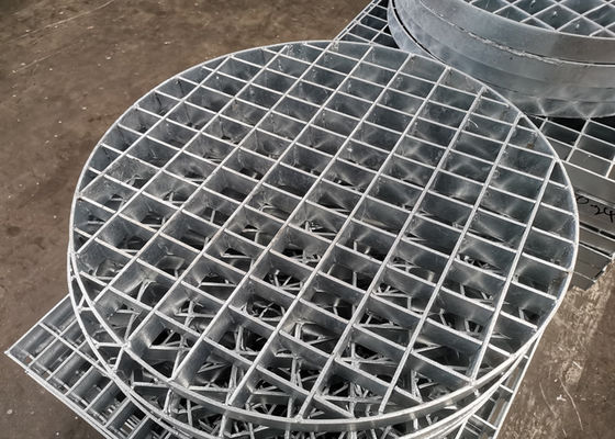 پوشش در فضای باز گرد گالوانیزه زهکشی Grates S304 فشار قفل شده است