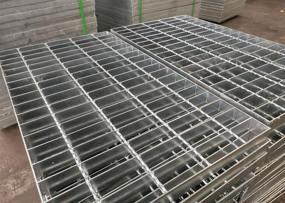 ضد لغزش کانال گالوانیزه گریتینگ Q195 فولاد ضد زنگ Driveway Drain Grate