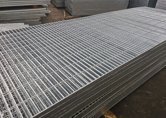 پارکینگ 600 میلی متری گریتینگ آبکاری گالوانیزه